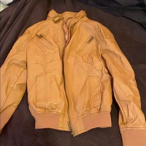 leather jacket (cropped) NEU look